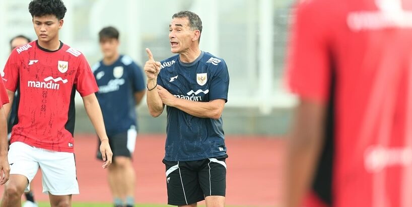 Vanenburg pimpin latihan Timnas Indonesia U-23.