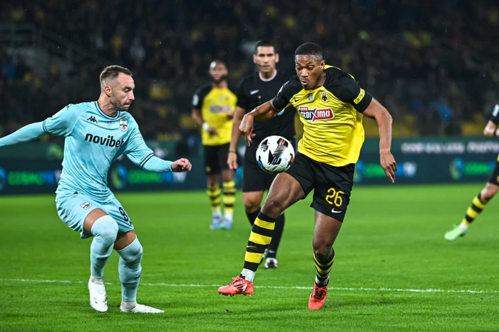 Anthony Martial saat membela AEK Athens, mantan Golden Boy yang kini bermain di Liga Yunani.