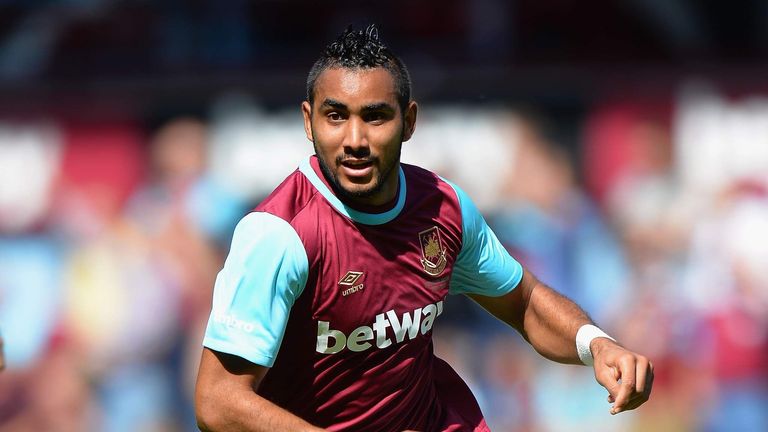 Dimitri Payet mengenakan jersey West Ham United di Premier League