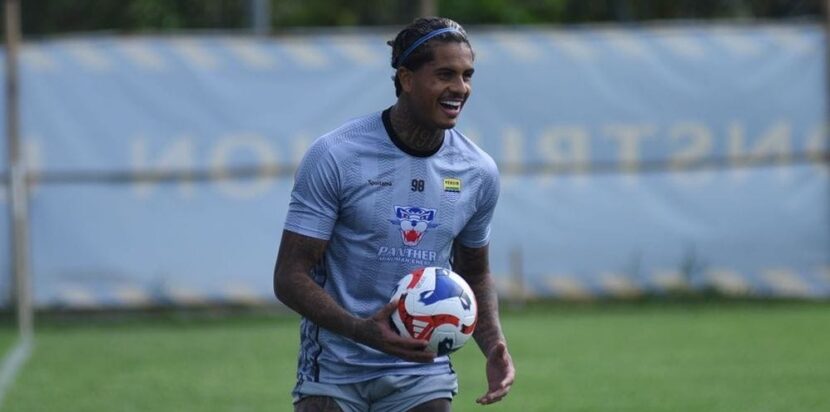Ramon Tanque saat latihan di Persib Bandung