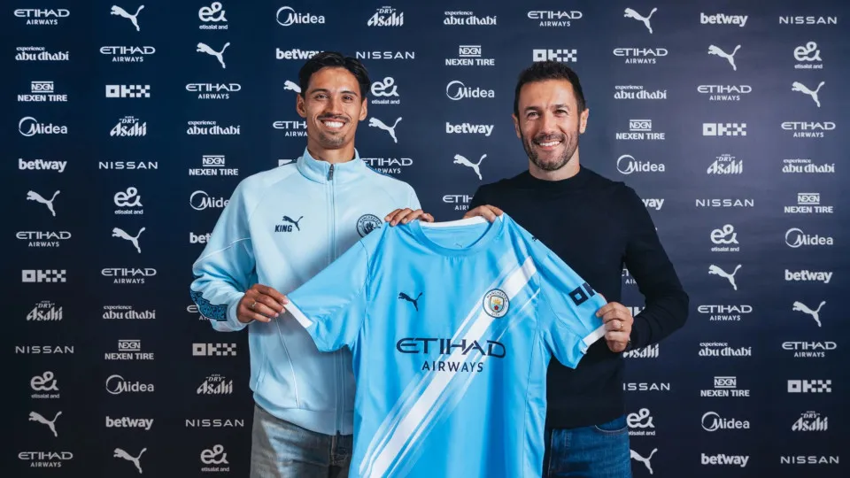 Hugo Viana, direktur sepak bola Manchester City, menggantikan Txiki Begiristain dalam struktur elite klub